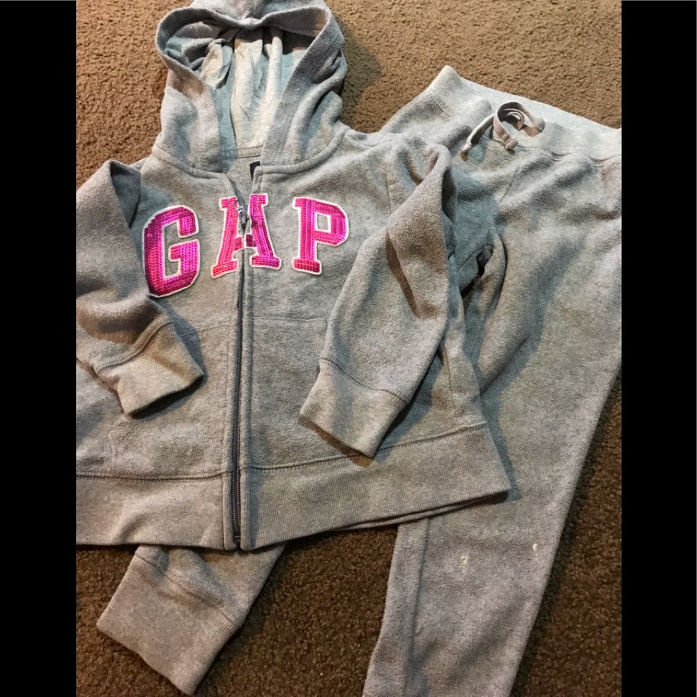 Girls gap fleece outfit size small 6-7
